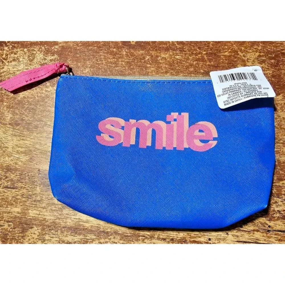 Women Travel Makeup Toiletry Bag Cosmetics Organizer Smile